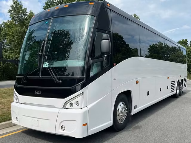 stockbridge charter buses